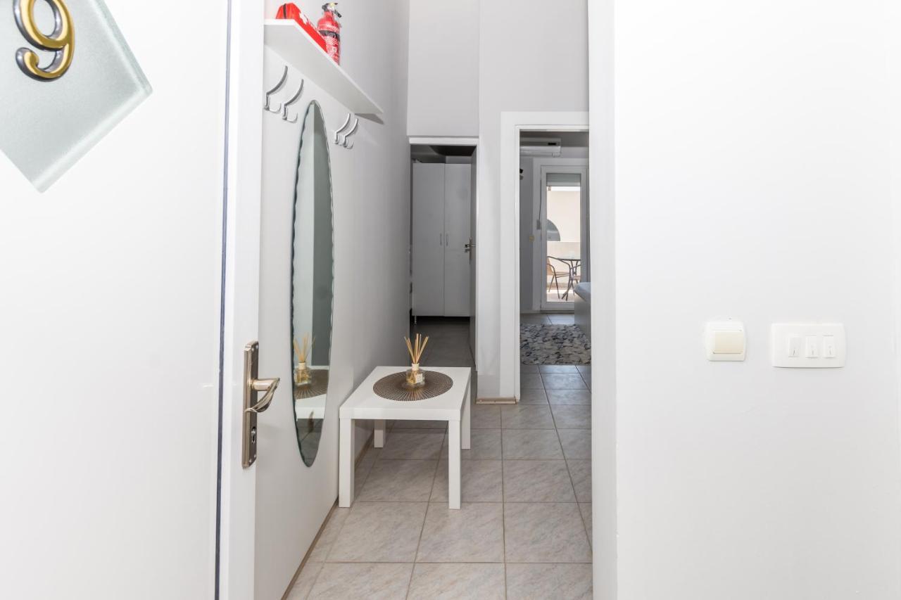 Apartments Dovana Kaštela Εξωτερικό φωτογραφία
