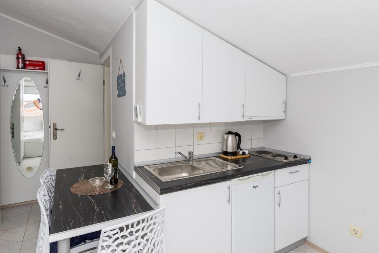 Apartments Dovana Kaštela Εξωτερικό φωτογραφία