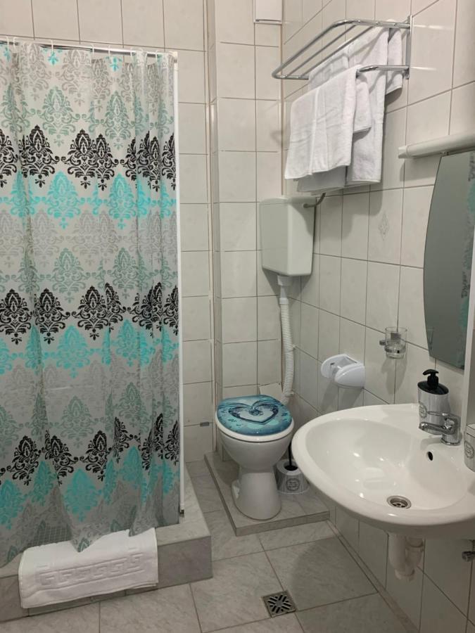 Apartments Dovana Kaštela Εξωτερικό φωτογραφία